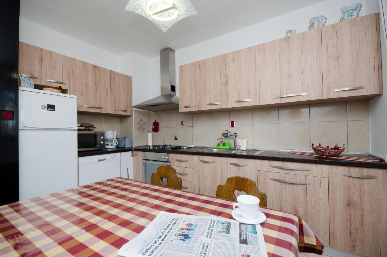 Apartment Bozena Punat Extérieur photo